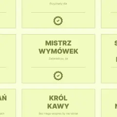 Grafika z zabawnymi tytułami i ikonami medali, np. "Guru Excela", "Mistrz Wymówek".