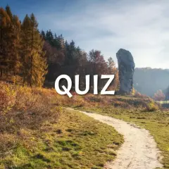 Jesienna ścieżka prowadzi do skalnego ostańca. Czas na quiz związku, by sprawdzić, jak dobrze się znacie!